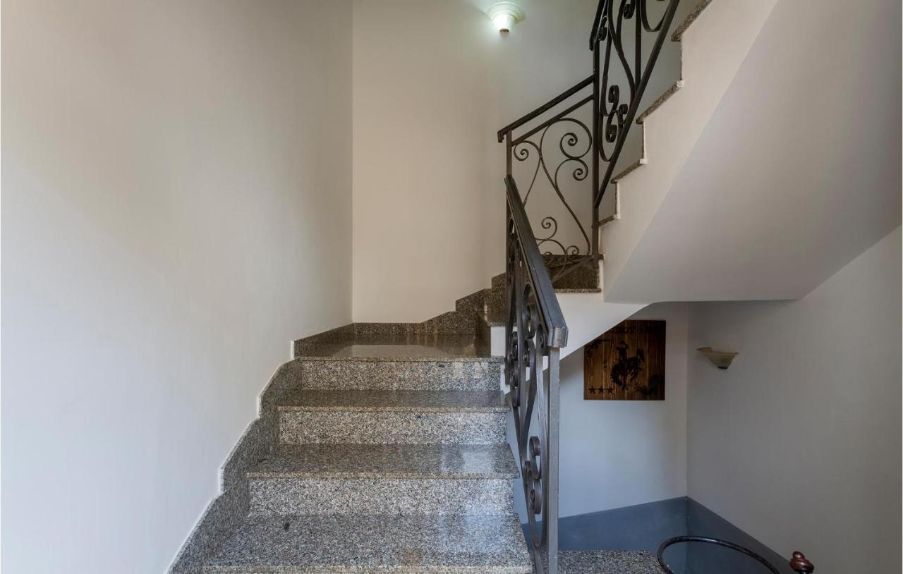 Lovely Apartment In Carovigno With Kitchen Exteriér fotografie