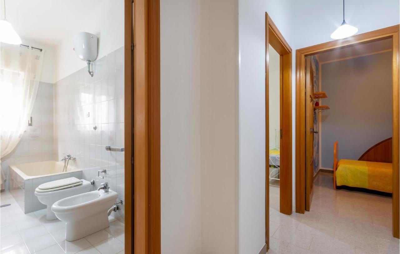 Lovely Apartment In Carovigno With Kitchen Exteriér fotografie